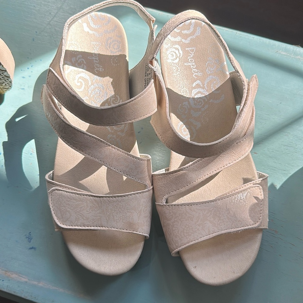 Pink Propet Sandals sz8 W